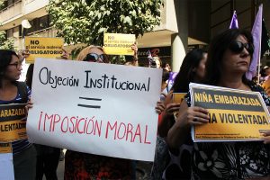 Lee más sobre el artículo Desnudando el “Mecanismo Piñera” contra el Aborto: el fracaso del sistema de frenos y contrapesos en Chile